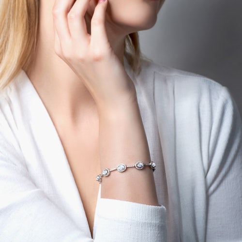 Bransoletka Swan Lake: białe złoto, diamenty